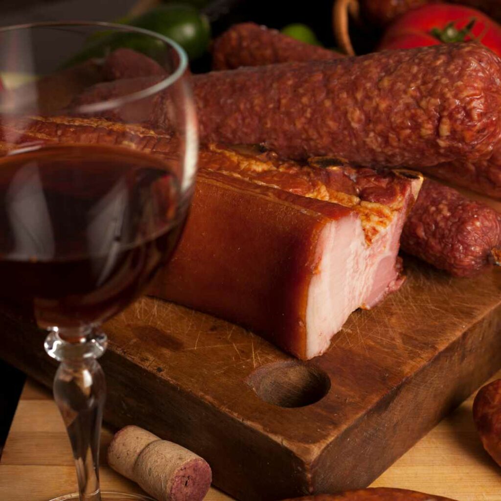 vin rouge pour charcuterie